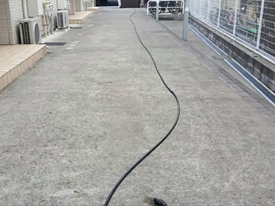 コンクリート洗浄を行う前の写真